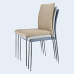 Silla INMA, apilable, metal, similpiel negra